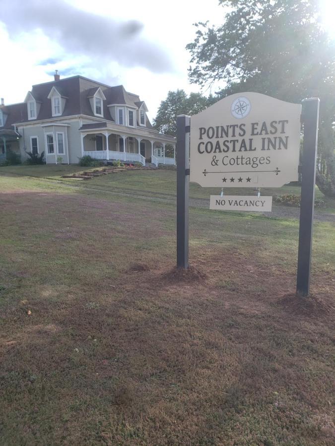 Points East Coastal Inn Saint Peters Bay Екстер'єр фото